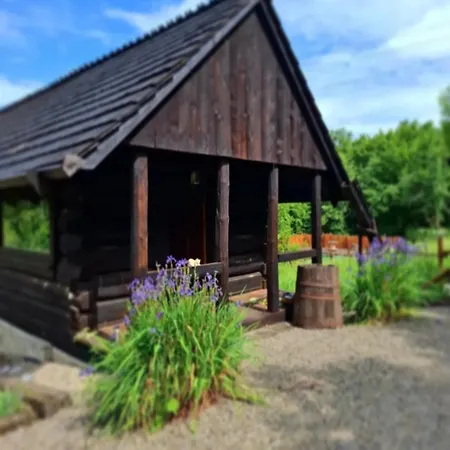 Osada Glebuczek - W Beskidach בקתה *