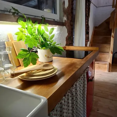 Osada Glebuczek - W Beskidach בקתה