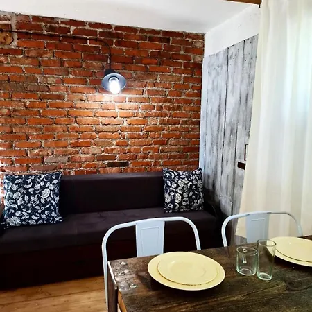 Osada Glebuczek - W Beskidach בקתה Mystkow